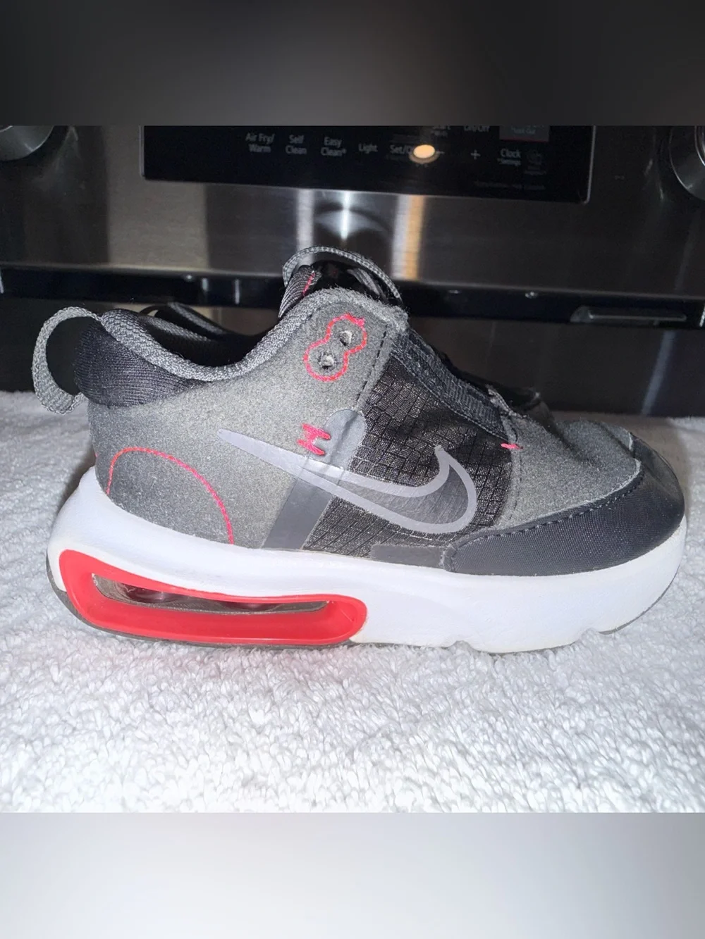 Nike Kids Gray/Black/Red Air Max Sneaker Size 8C